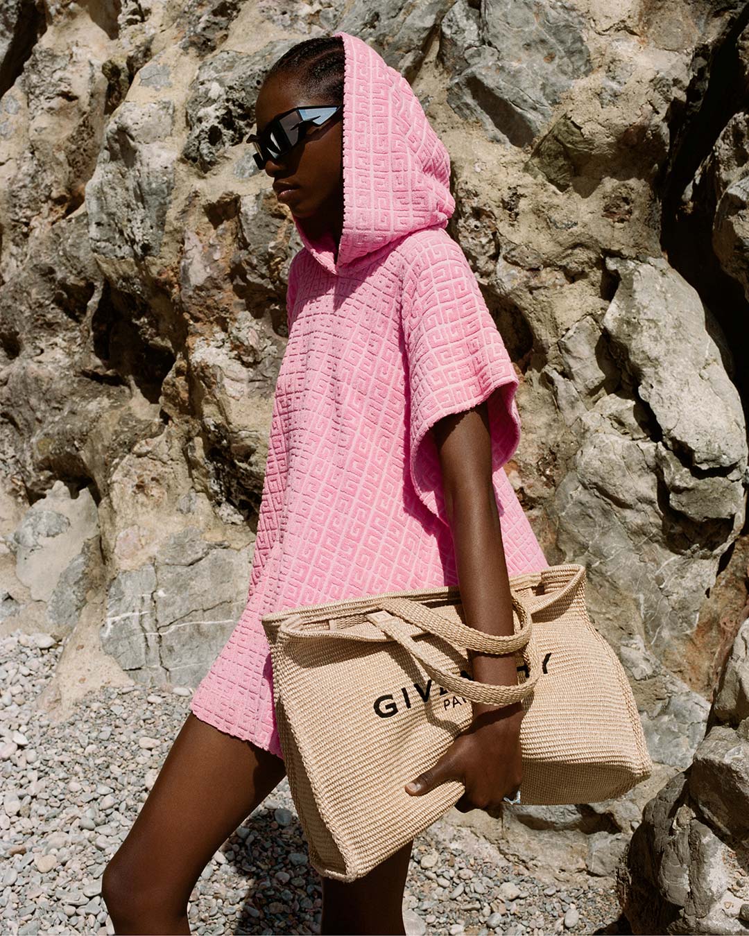 18_Givenchy_HighSummer23_DrewVickers_150dpi_1080x1350