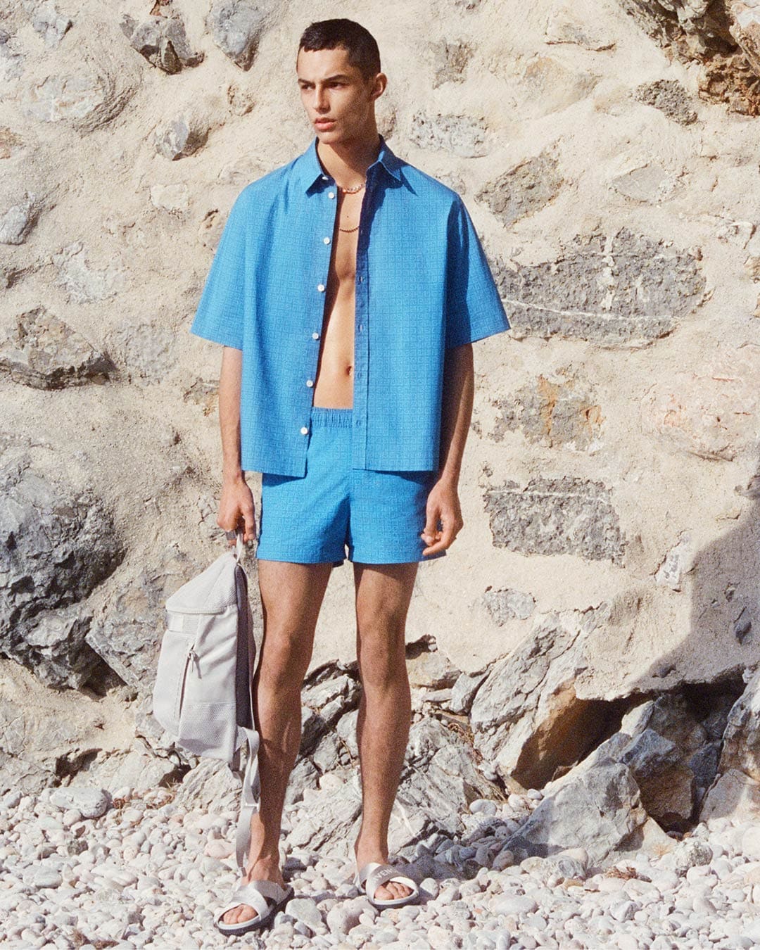 19_Givenchy_HighSummer23_DrewVickers_150dpi_1080x1350