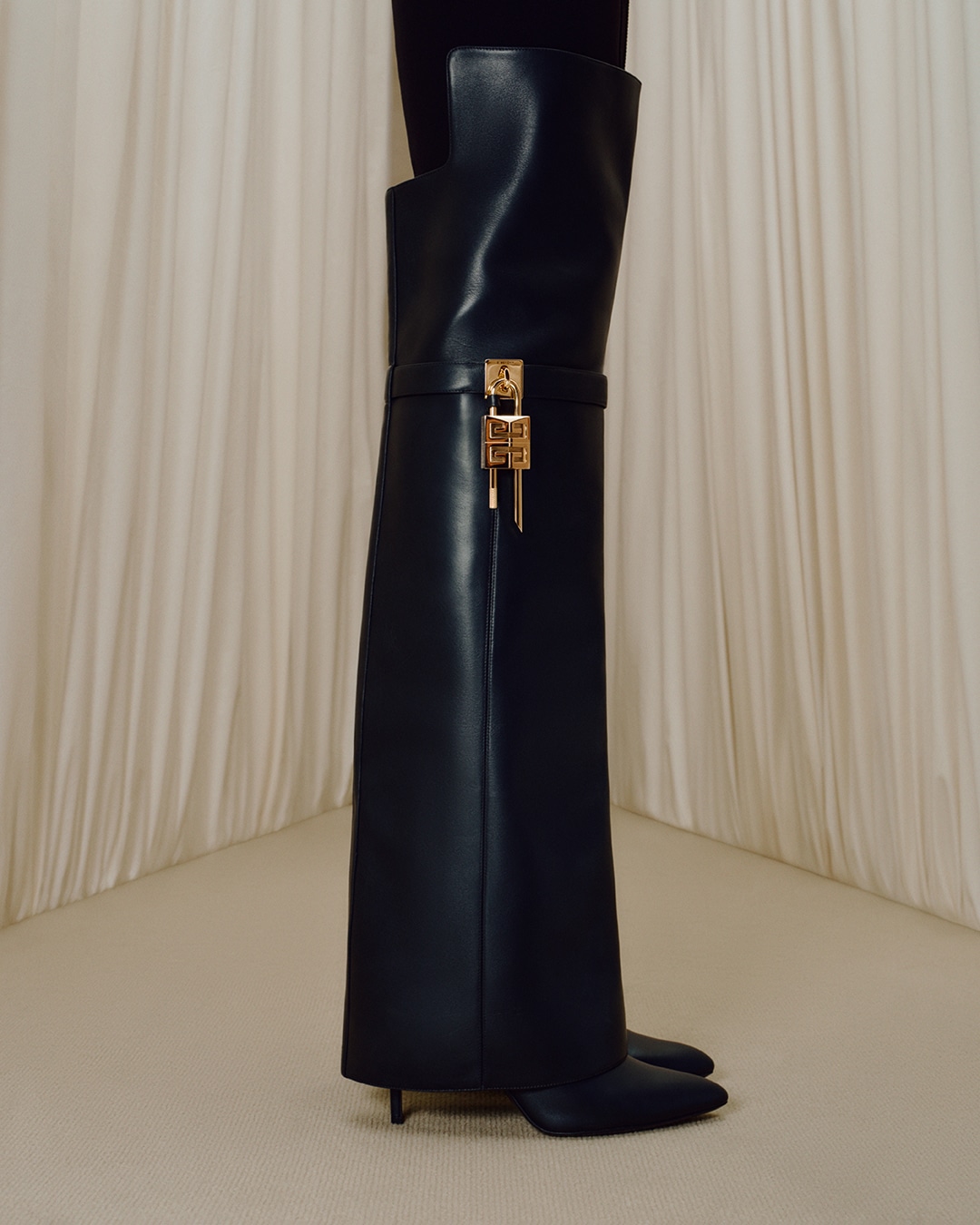 LJBTN_GIVENCHY_CROPS_1080-x-1350_18
