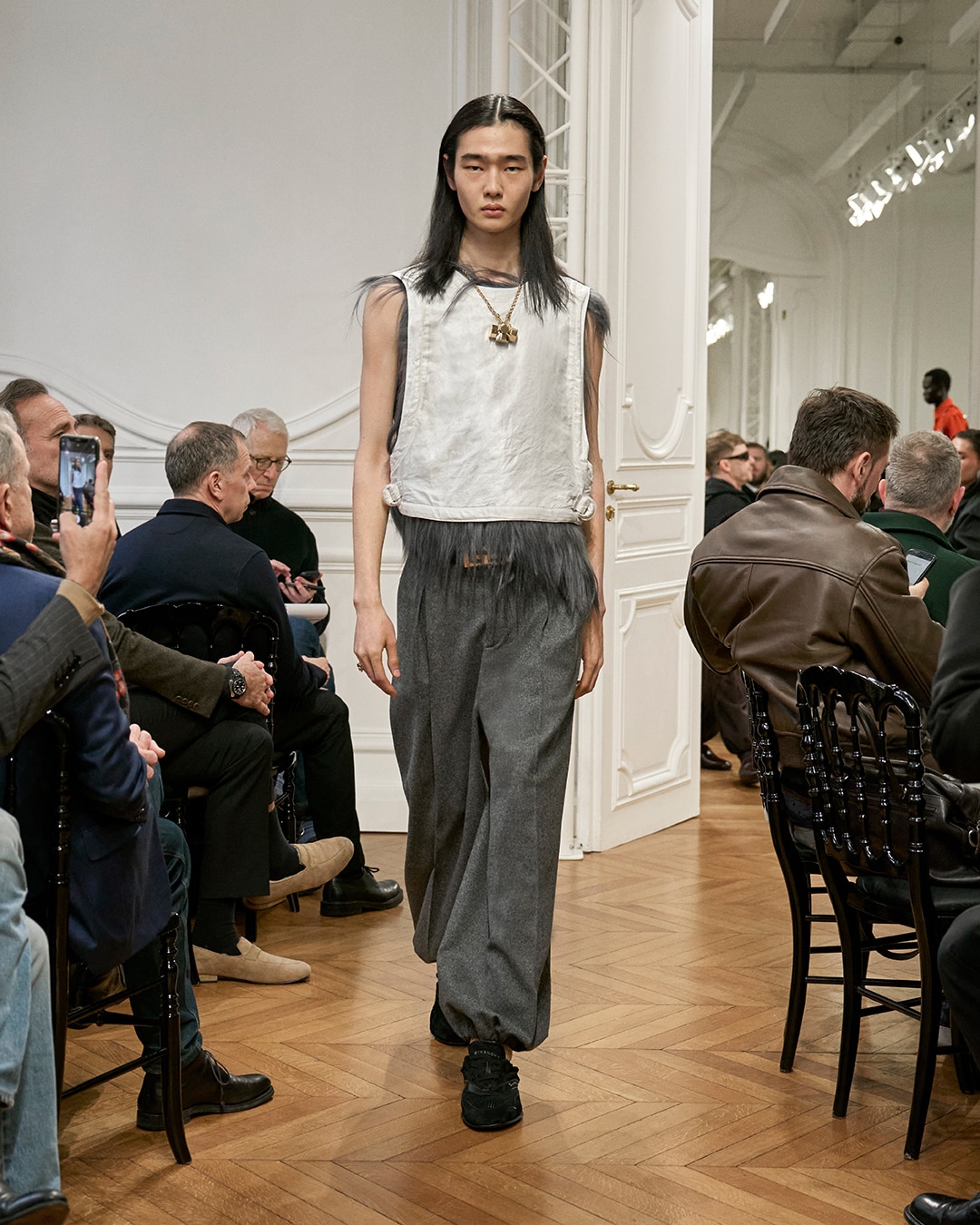 Look 29