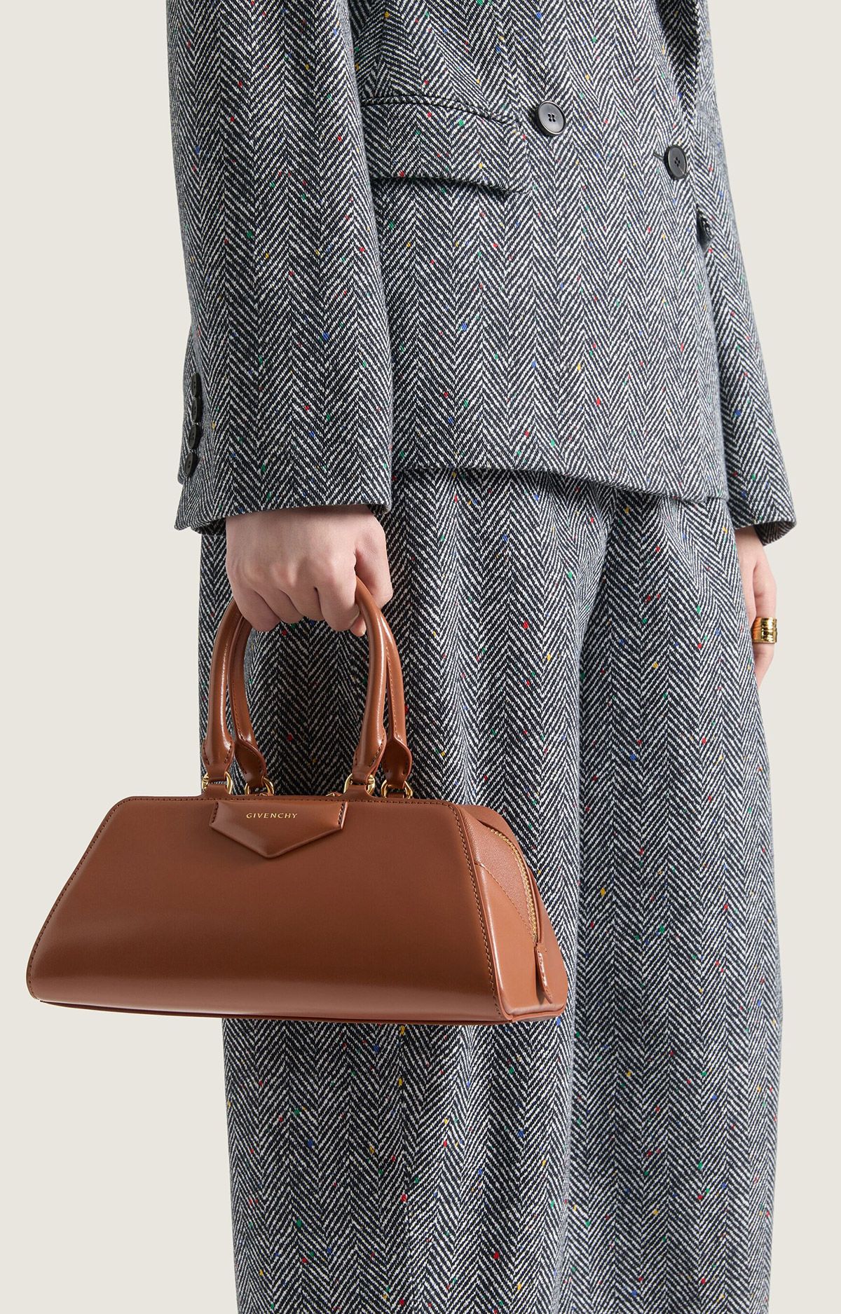 Bags Givenchy for Women | GIVENCHY Paris | Givenchy