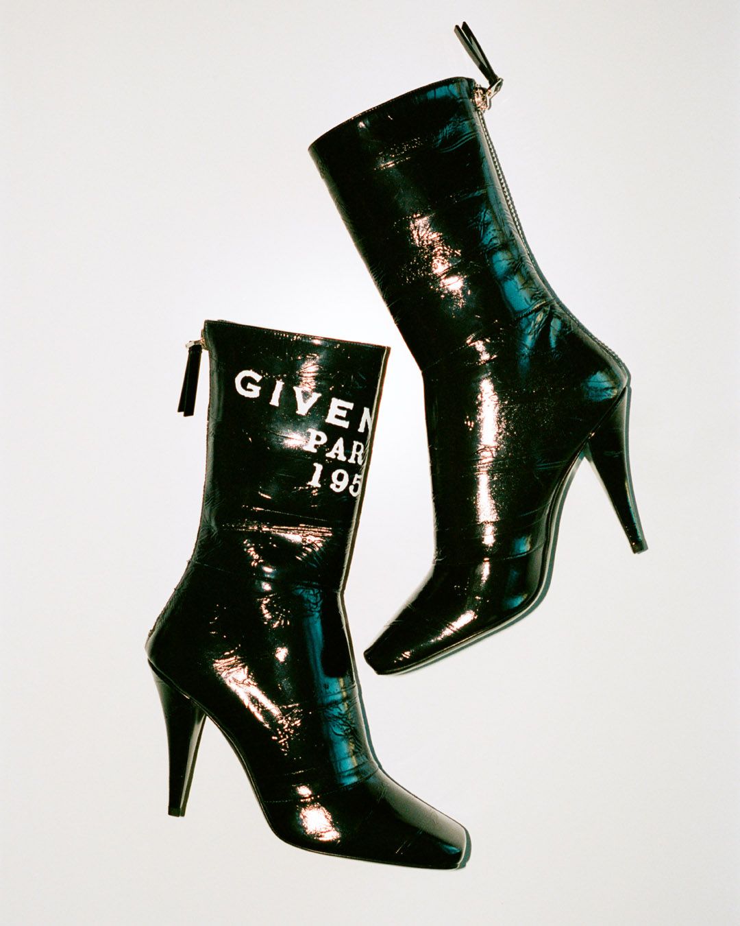 GIVENCHY_FW25_SHOW_ACCESS_SAM_HELLMANN_4x5_18