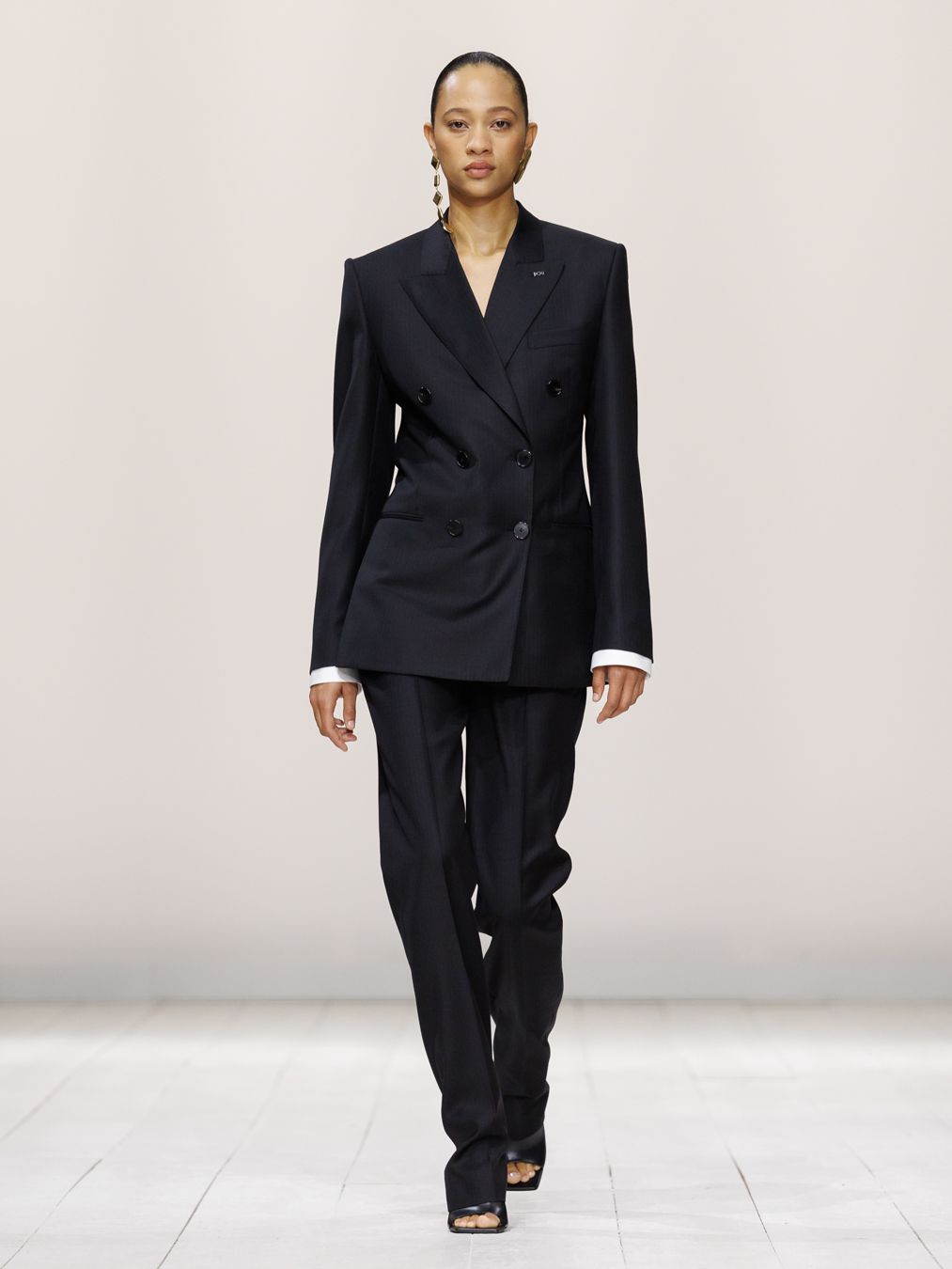 Givenchy_SS26_WOMEN_SHOW_LOOK_24
