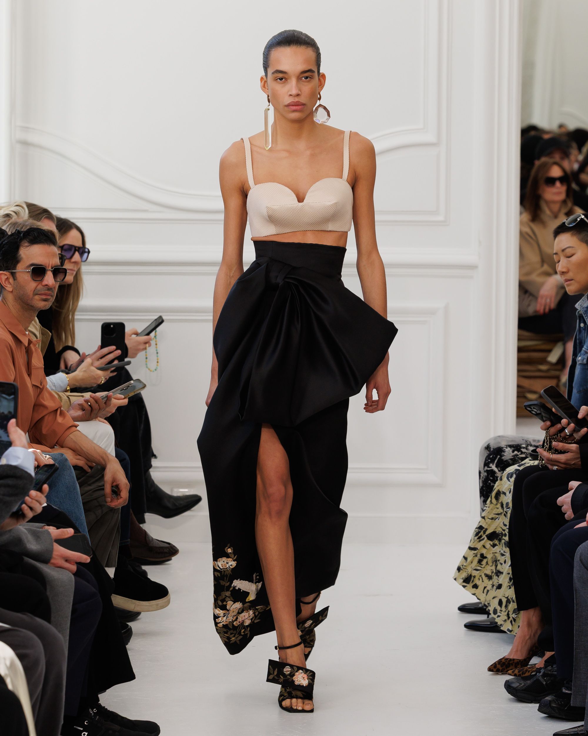 Givenchy_Womenswear_AW25_Look_39