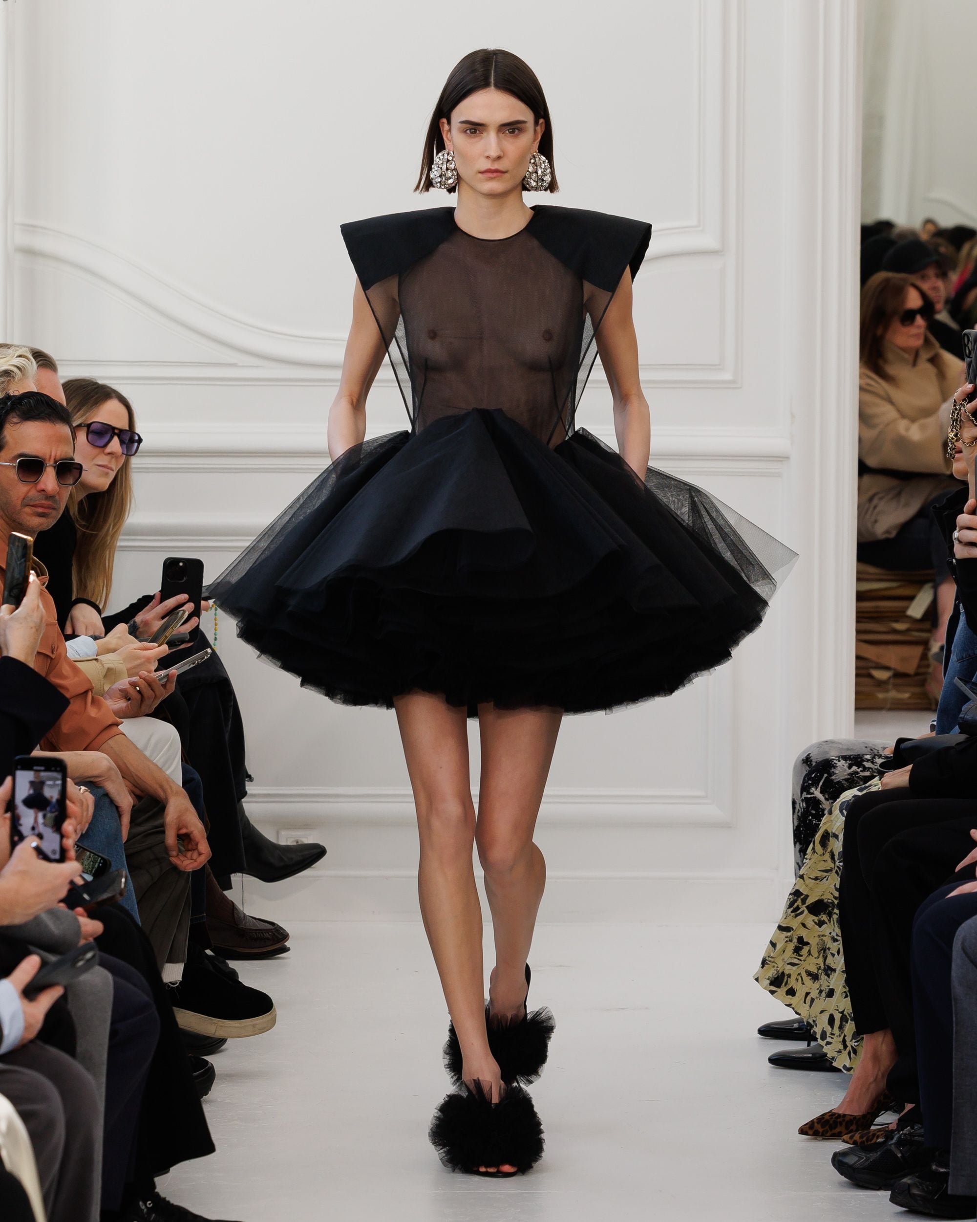 Givenchy_Womenswear_AW25_Look_43