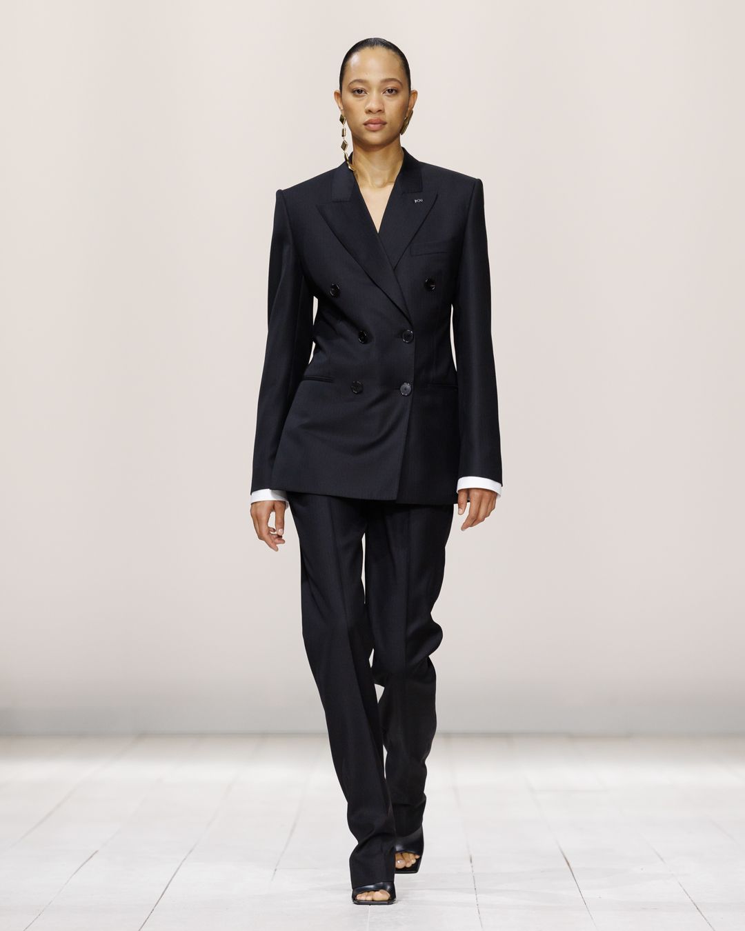 Givenchy_SS26_WOMEN_SHOW_LOOK_24