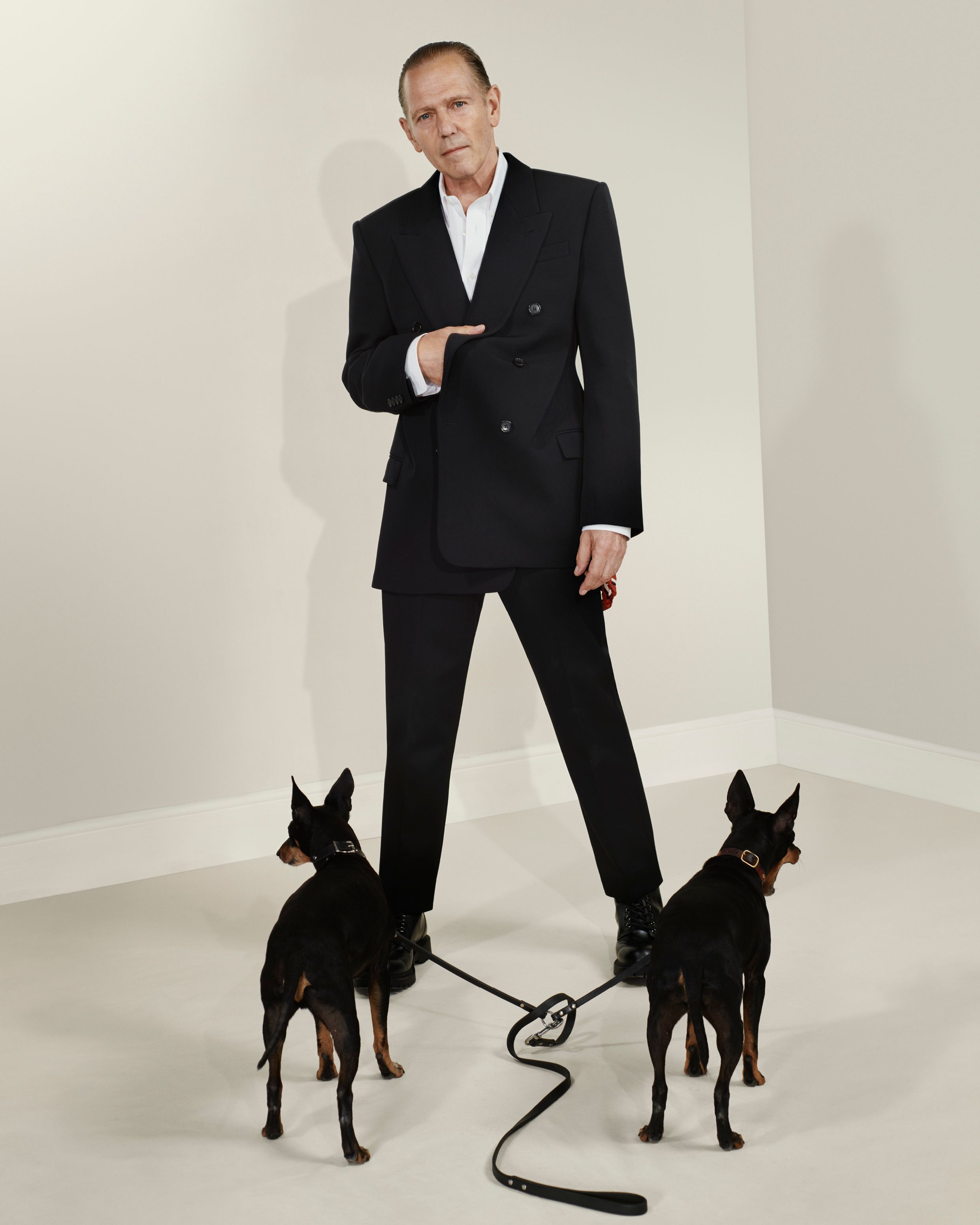 GIVENCHY_S26_CAMPAIGN_4x5_09