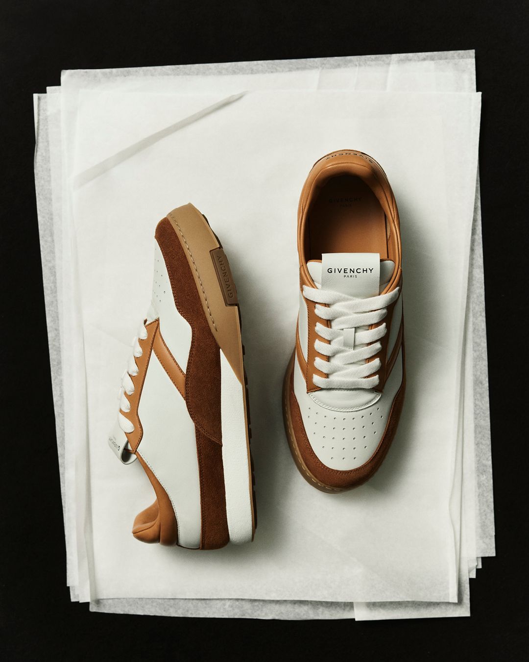 GIVENCHY_S26_STILL_CAMPAIGN_4x5_05 (1)