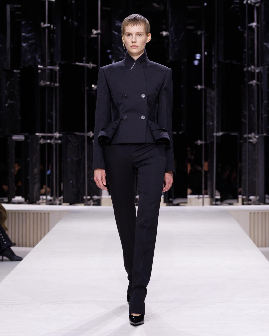 GIVENCHY_FW26_WOMAN_SHOW_LOOK_39