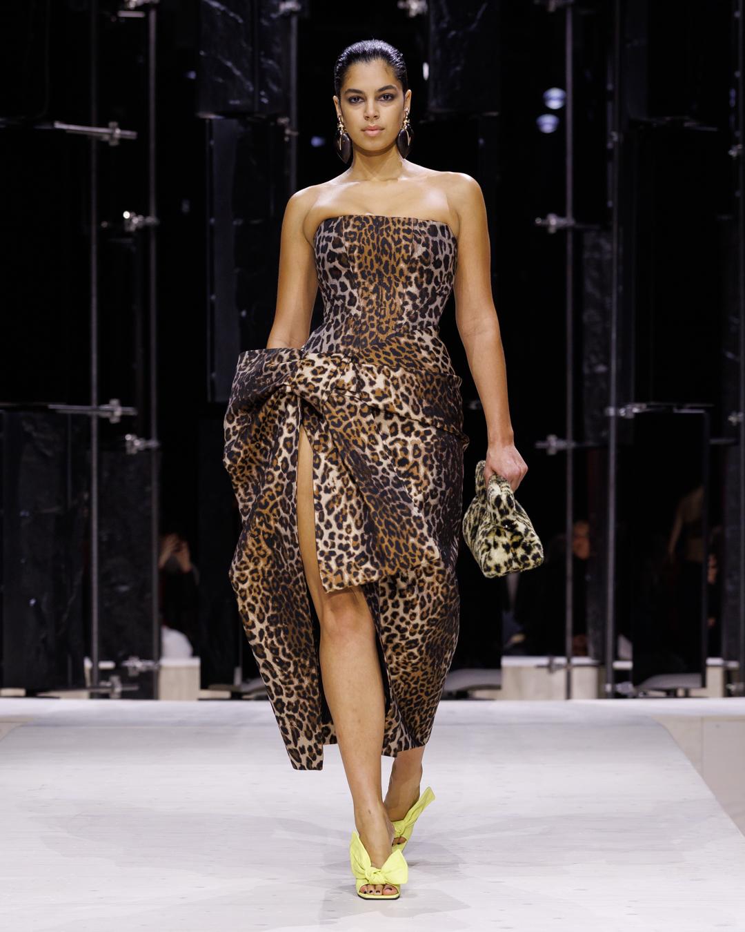 GIVENCHY_FW26_WOMAN_SHOW_LOOK_22