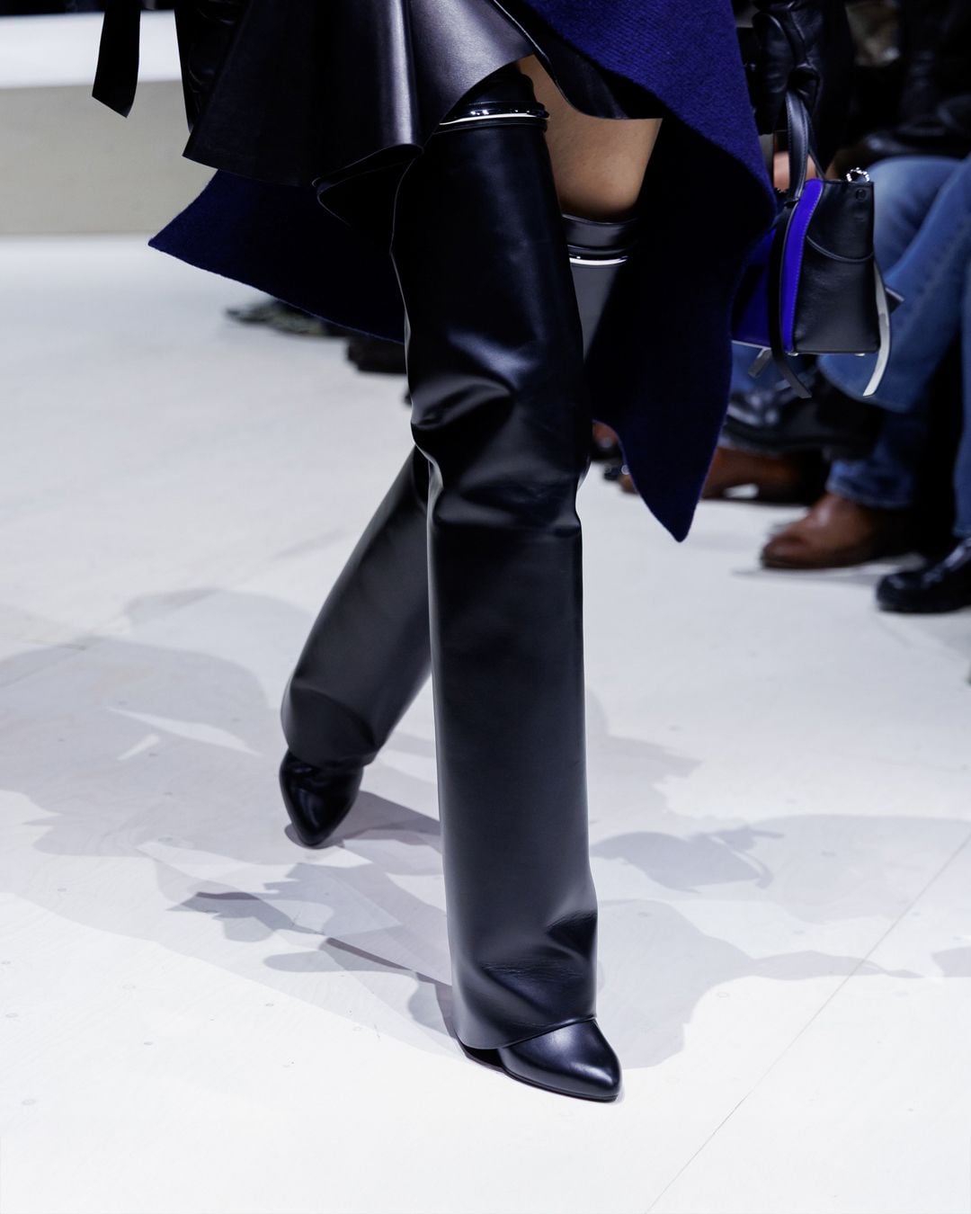 IT_GIVENCHY_FW26_WOMEN_SHOW_LOOK_34_DETAILS_3_002_R