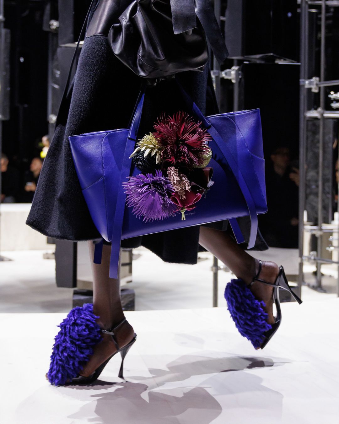 JP_GIVENCHY_FW26_WOMEN_SHOW_LOOK_05_DETAILS_2_ 003_R