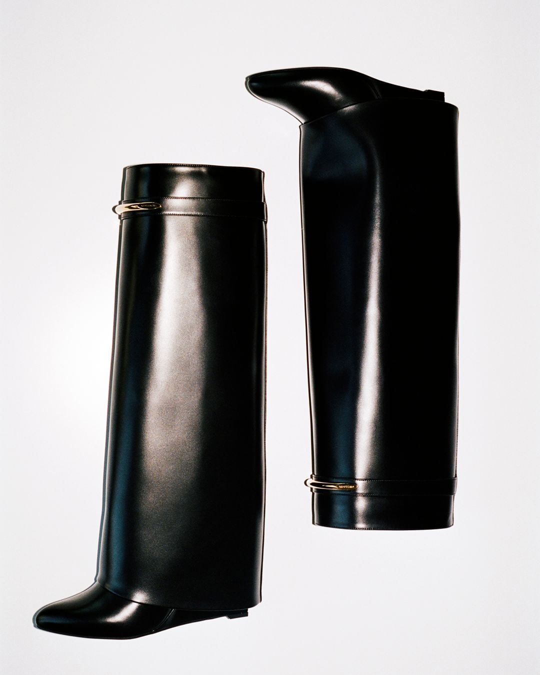 ss26-shark-sam-still-life-1-4x5