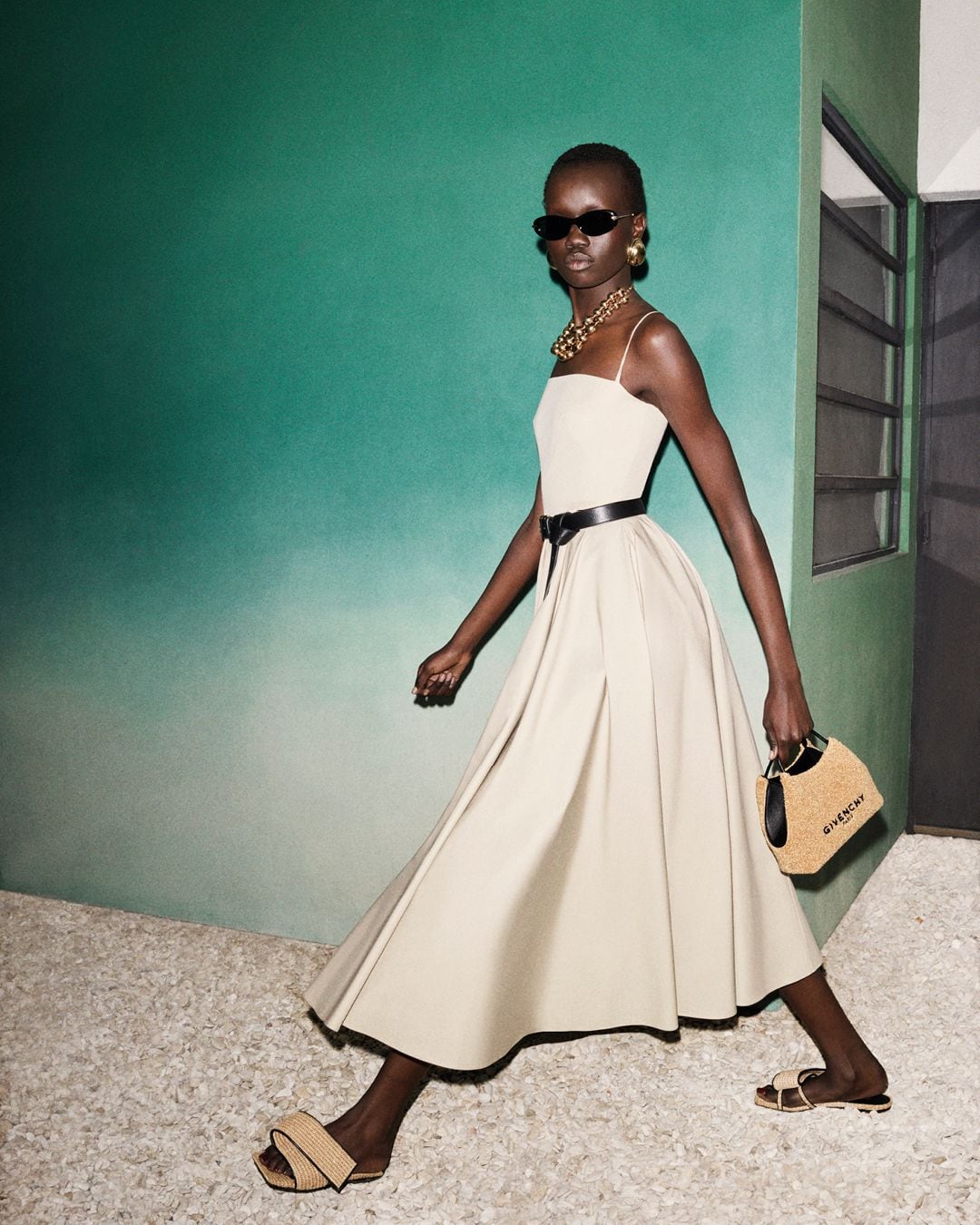 GIVENCHY_CAMPAIGN_HIGH_SUMMER_DIGITAL_4x5_01