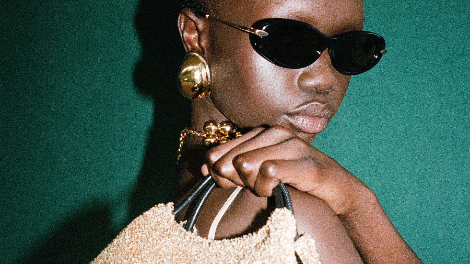 GIVENCHY_CAMPAIGN_HIGH_SUMMER_DIGITAL_16x9_05