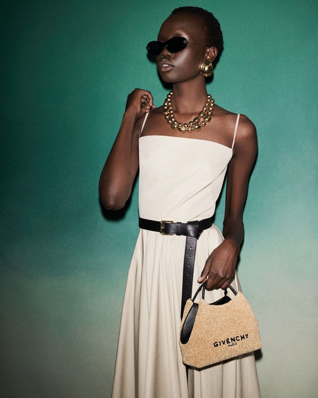 GIVENCHY_CAMPAIGN_HIGH_SUMMER_DIGITAL_4x5_02