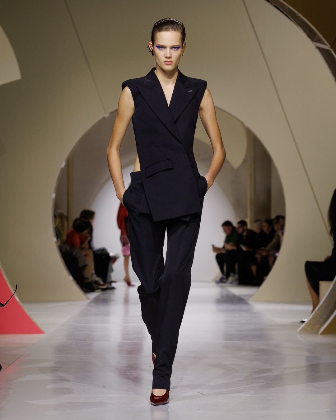 GIVENCHY_SS27_WOMEN_SHOW_LOOK_05