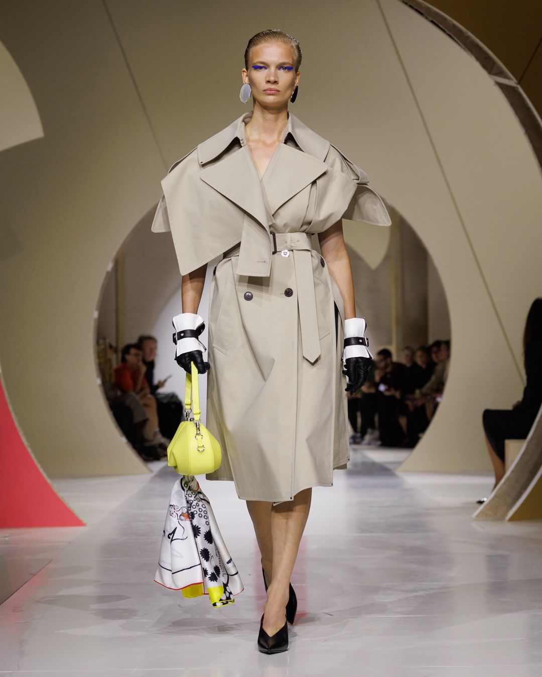 GIVENCHY_SS27_WOMEN_SHOW_LOOK_07