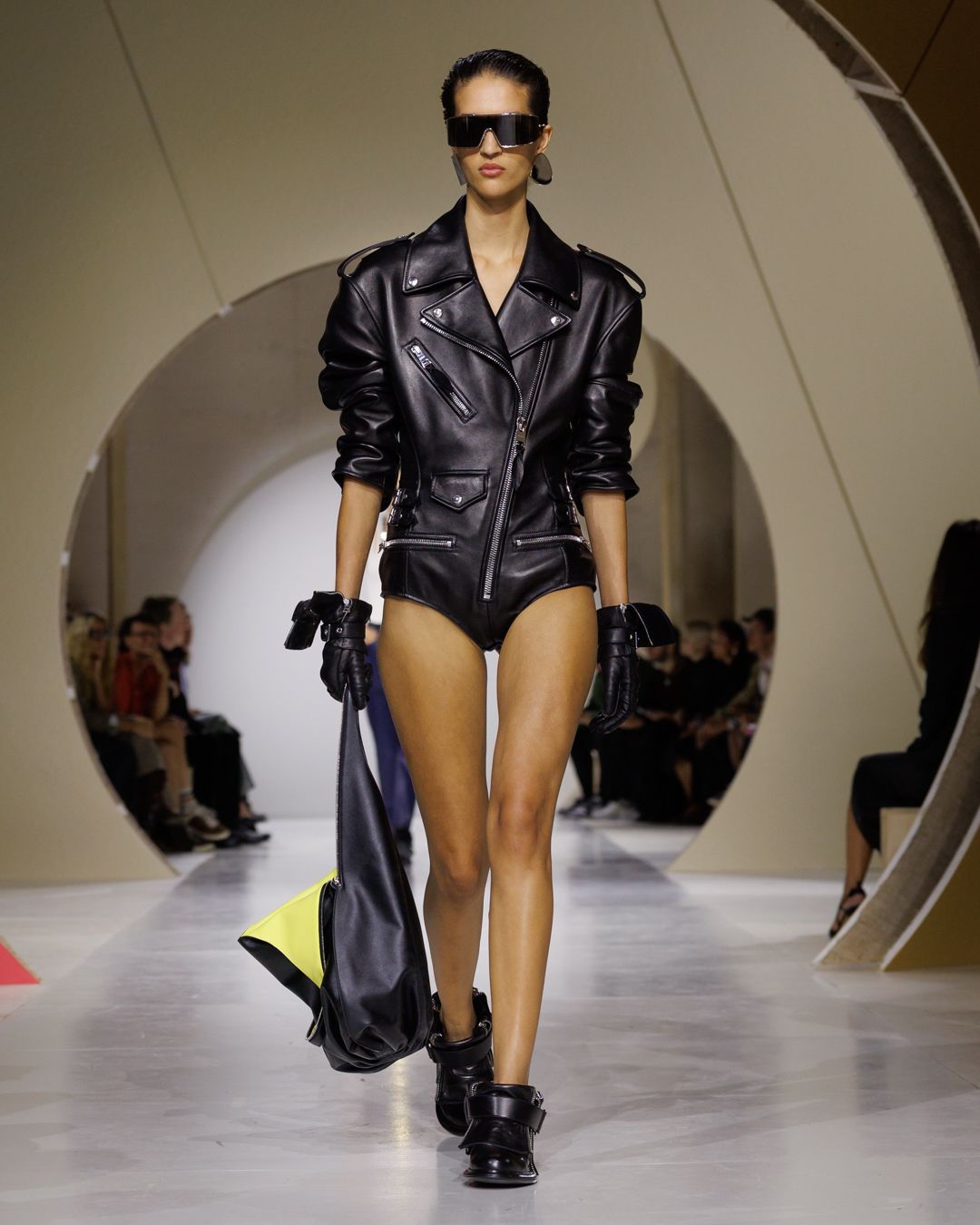 GIVENCHY_SS27_WOMEN_SHOW_LOOK_29