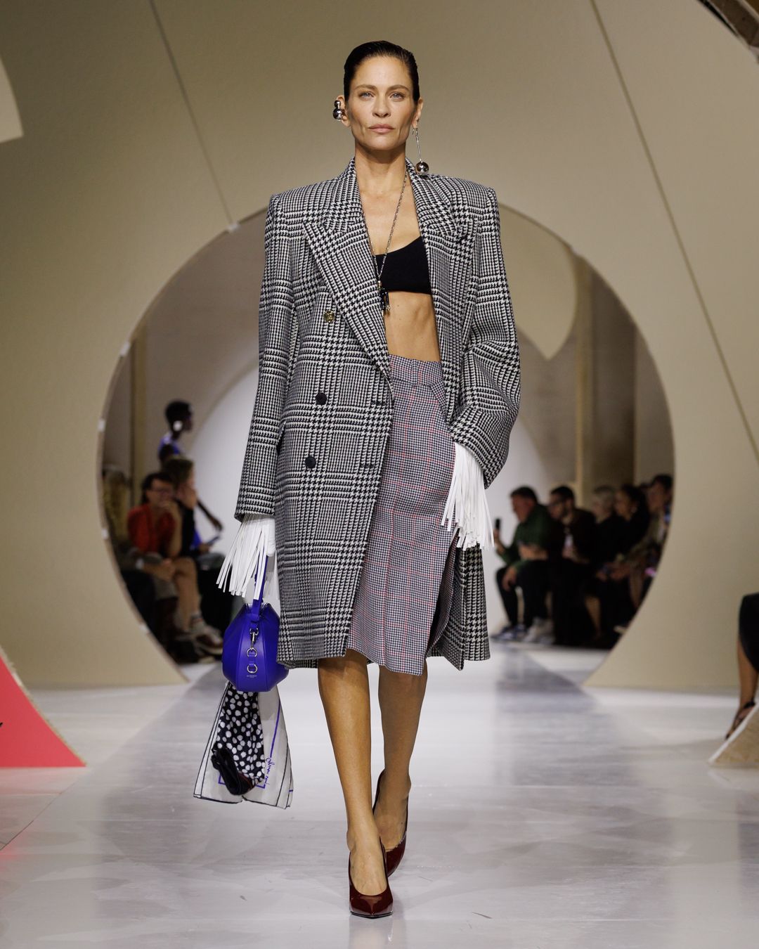 GIVENCHY_SS27_WOMEN_SHOW_LOOK_16