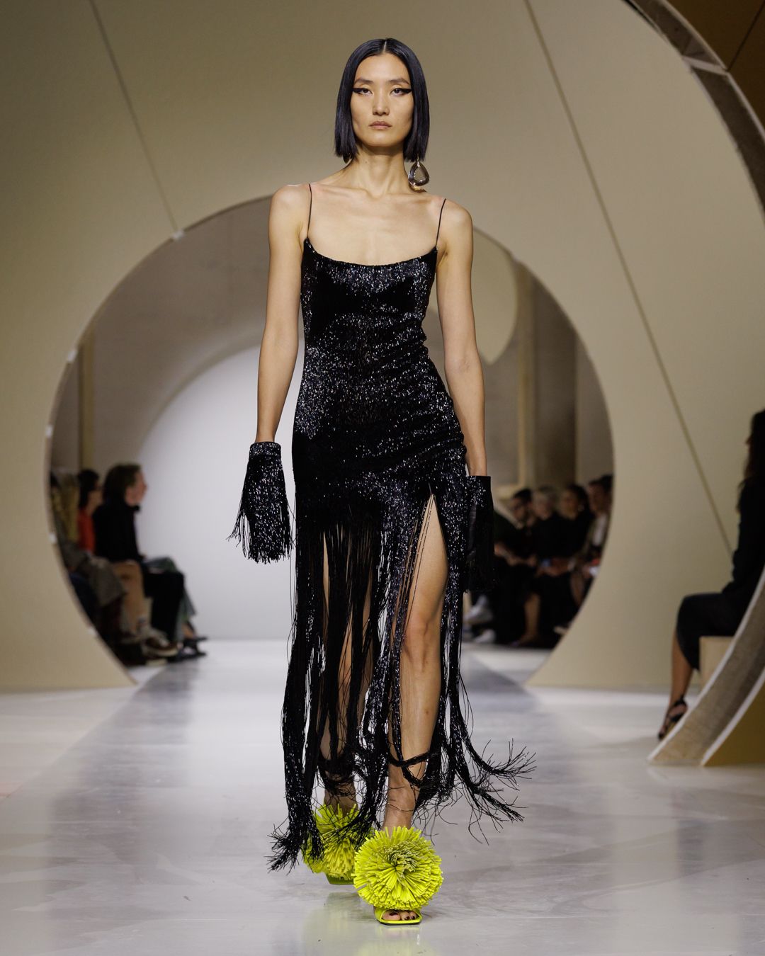 GIVENCHY_SS27_WOMEN_SHOW_LOOK_49