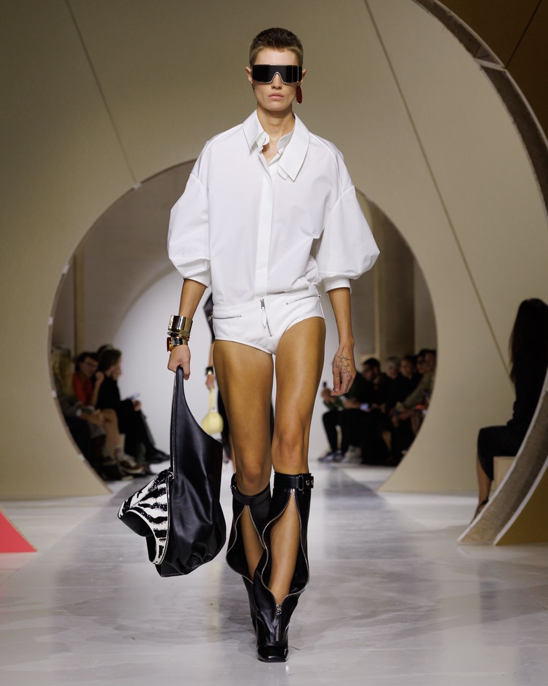GIVENCHY_SS27_WOMEN_SHOW_LOOK_13