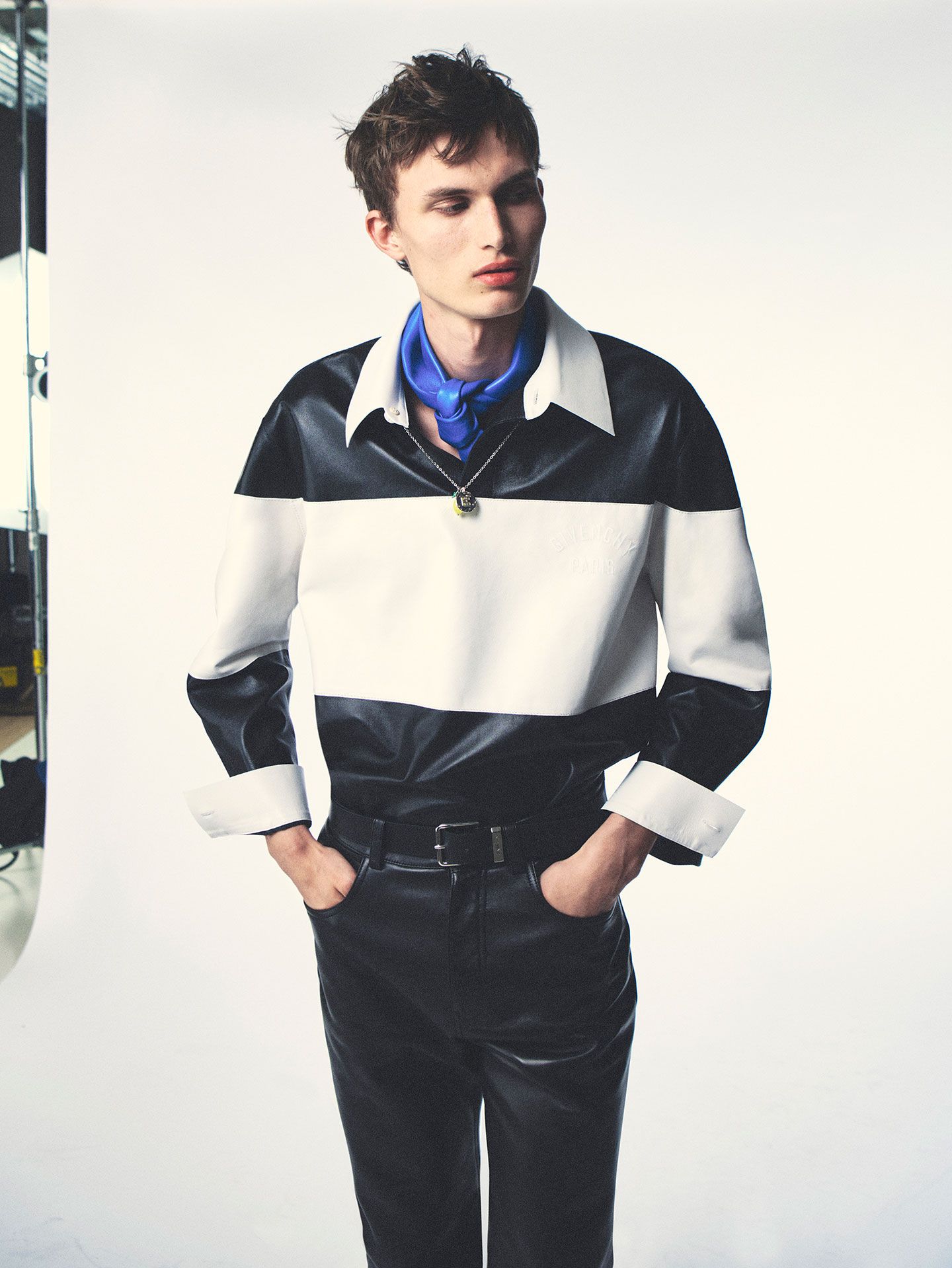 AHA_260521_GIVENCHY_LOOKBOOK_40_083_V1_RGB