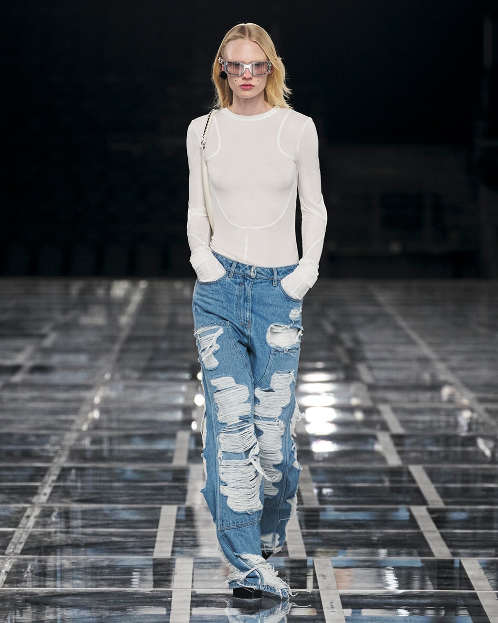 Look 50