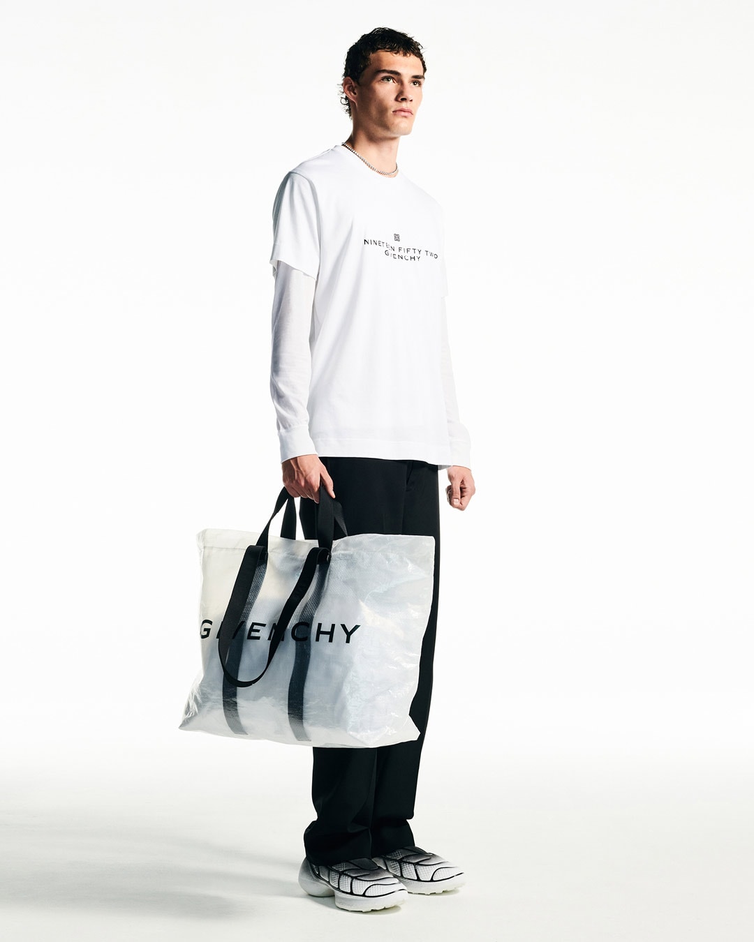 GIVENCHY_SPRING23_MEN_06_1080X1350