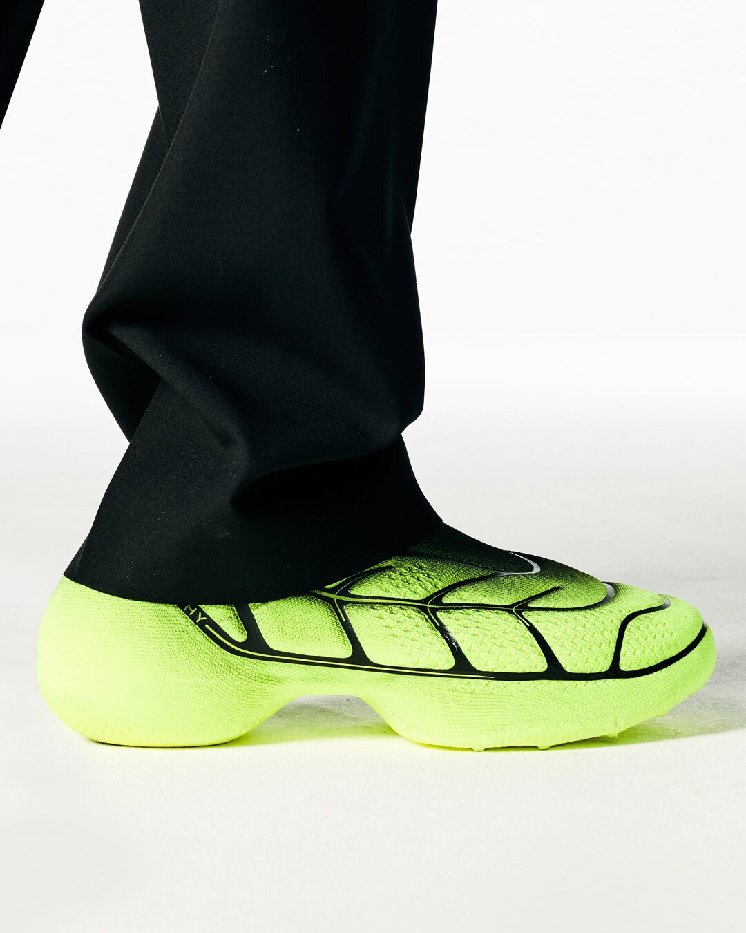 GIVENCHY_SPRING23_MEN_09_1080X1350