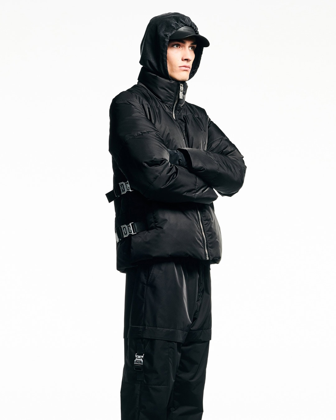 GIVENCHY_SPRING23_MEN_11_1080X1350
