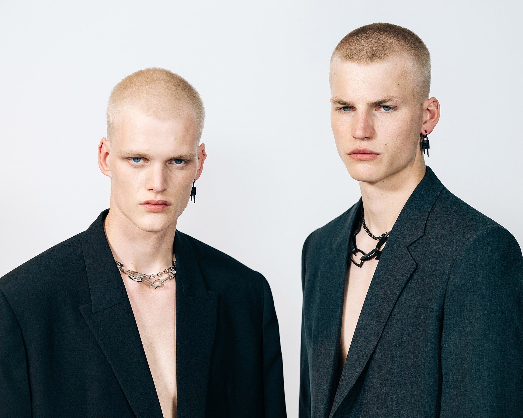 bACKSTAGE_SS23_MEN_STATIC_25