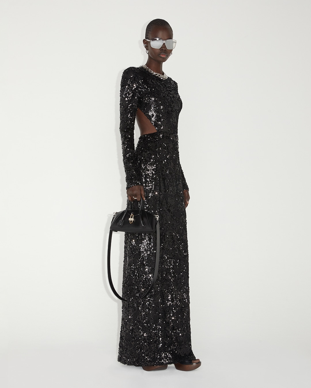 Look 24
