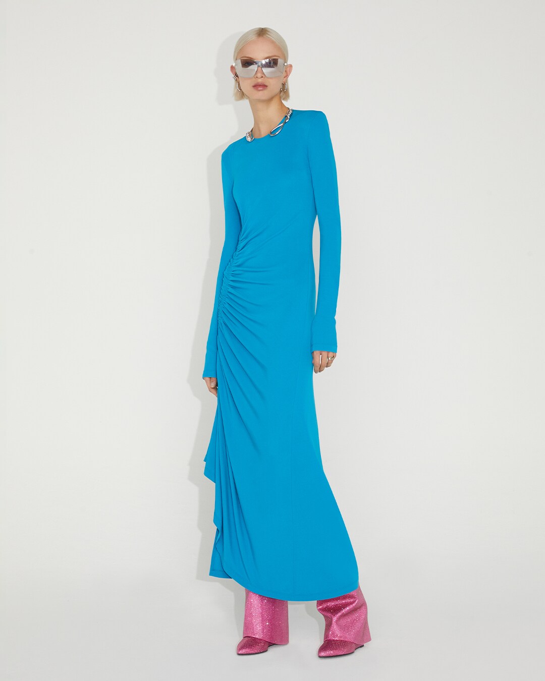 Look 16