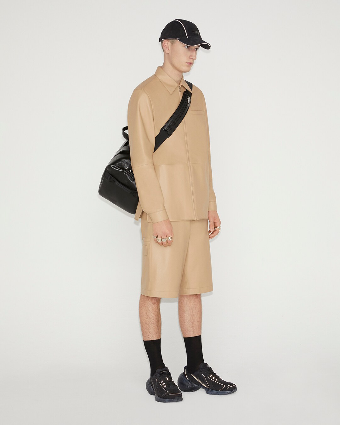 Look 17