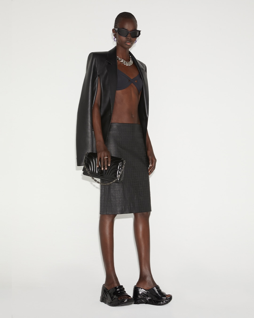 Look 12