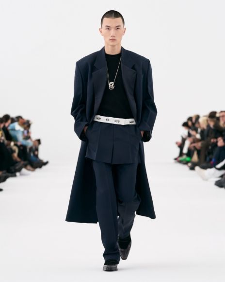 Givenchy Fall & Winter 2020 men's ready to wear collection - Numéro  Netherlands