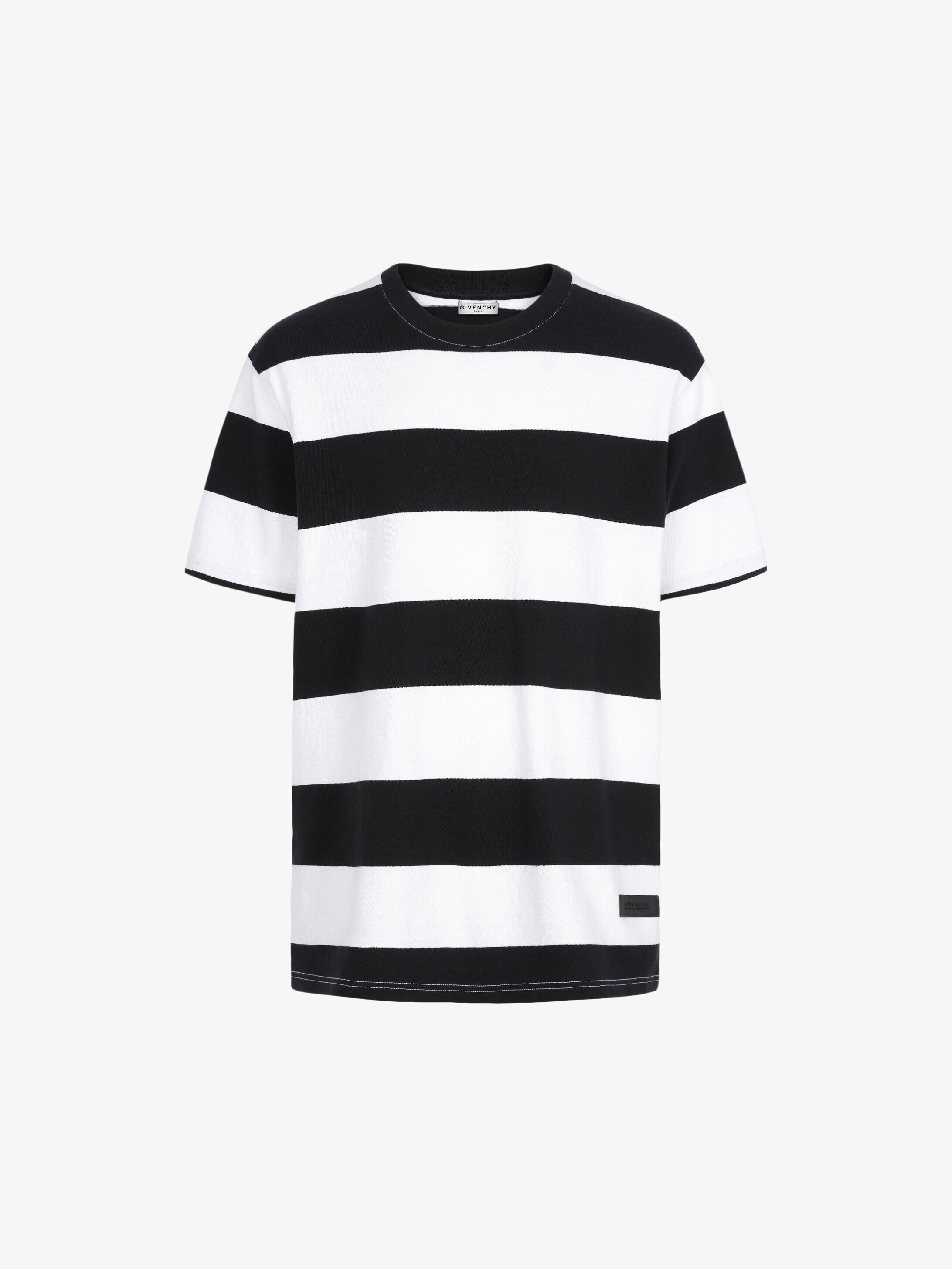 Men S T Shirts Collection By Givenchy Givenchy Paris