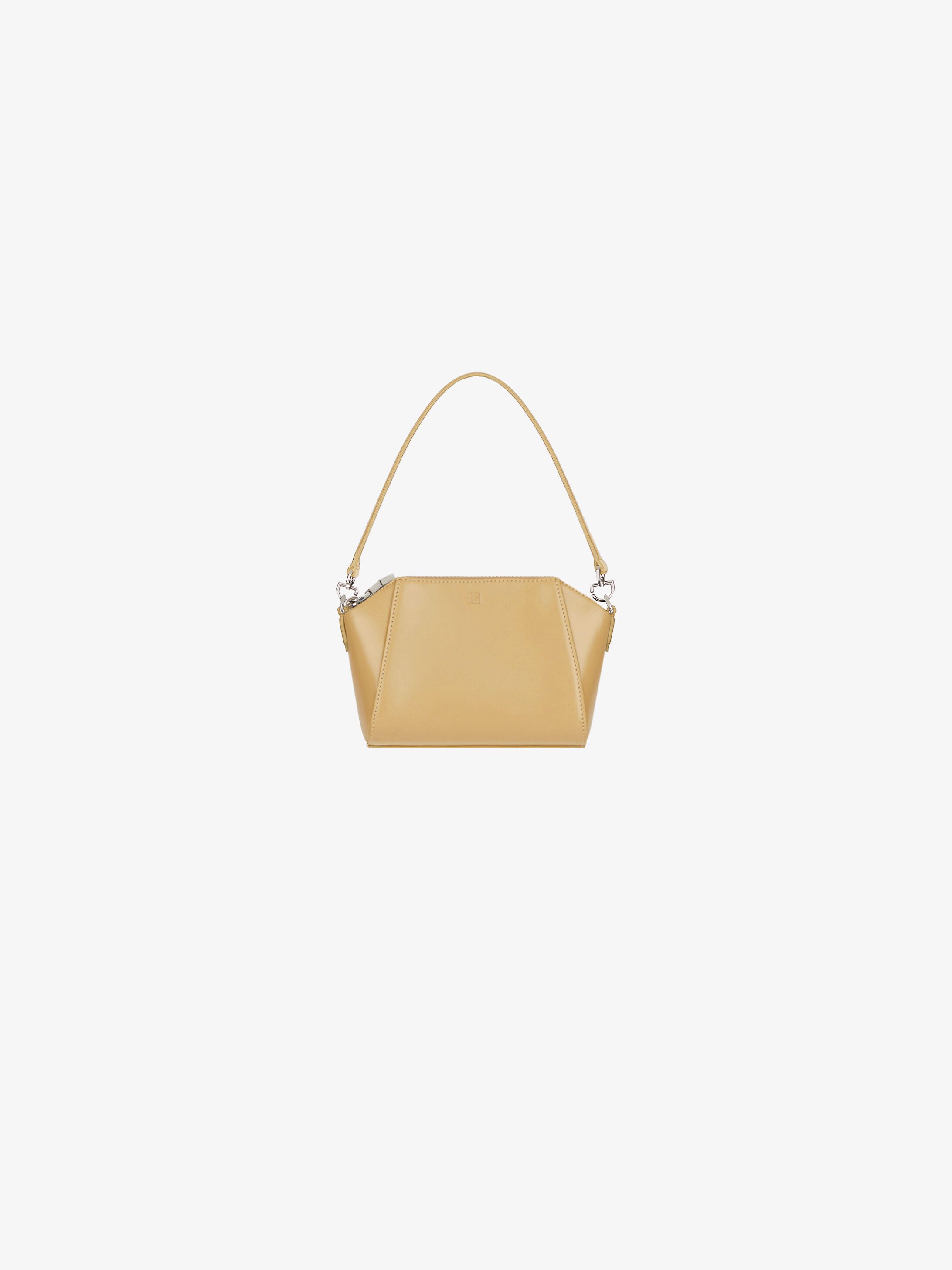Antigona | Givenchy Lines | GIVENCHY