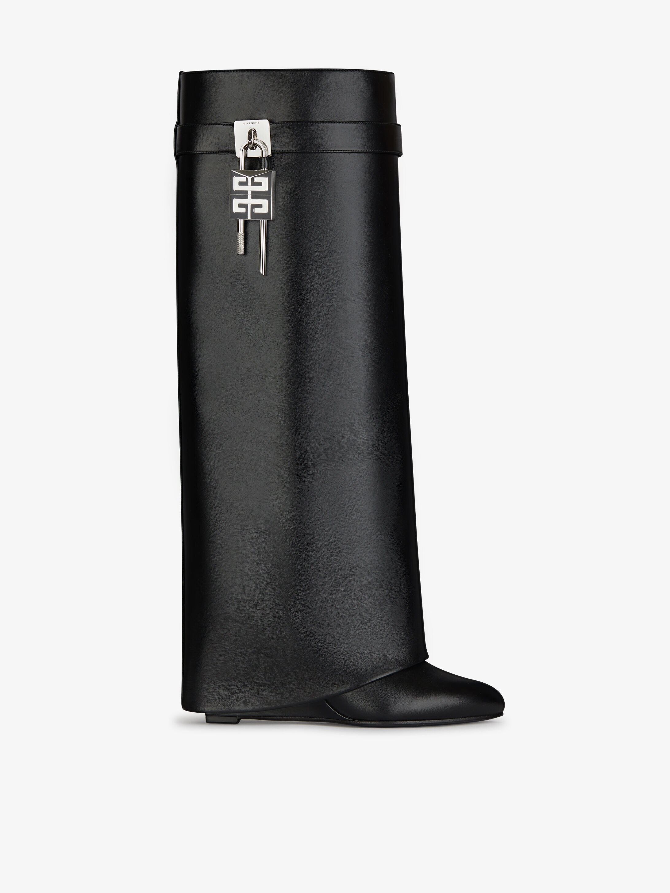 eau de givenchy boots