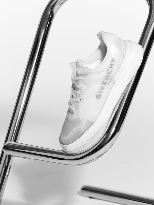 Discover the Wing Sneakers