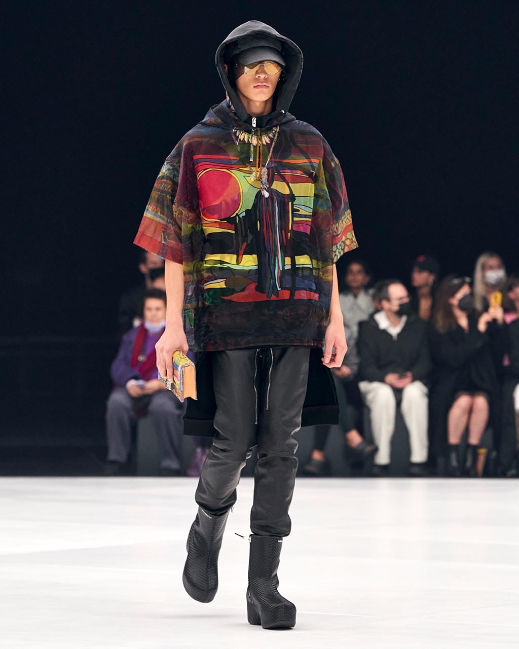 Spring Summer 2022 collection Look 52