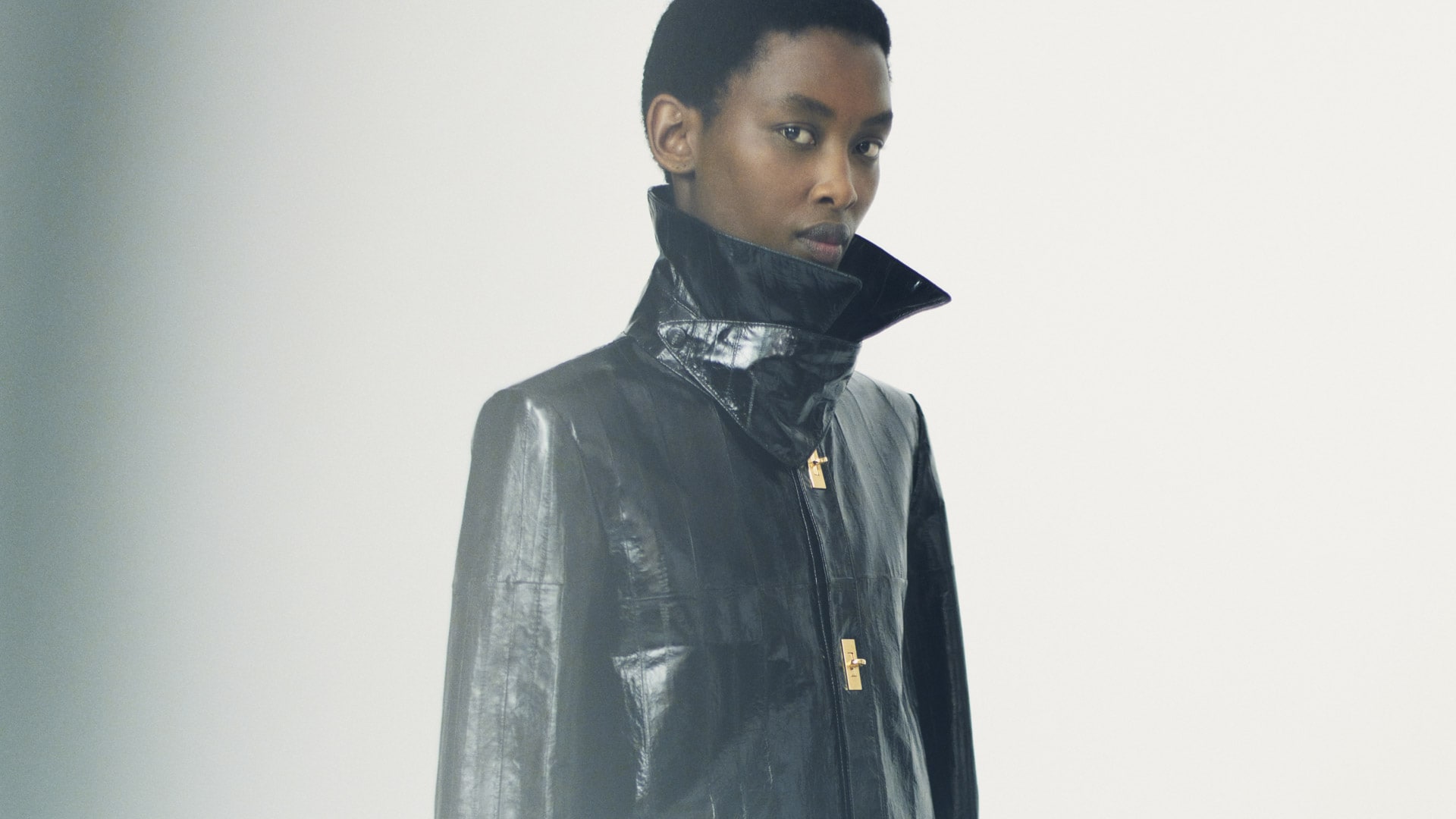 Coat in leather