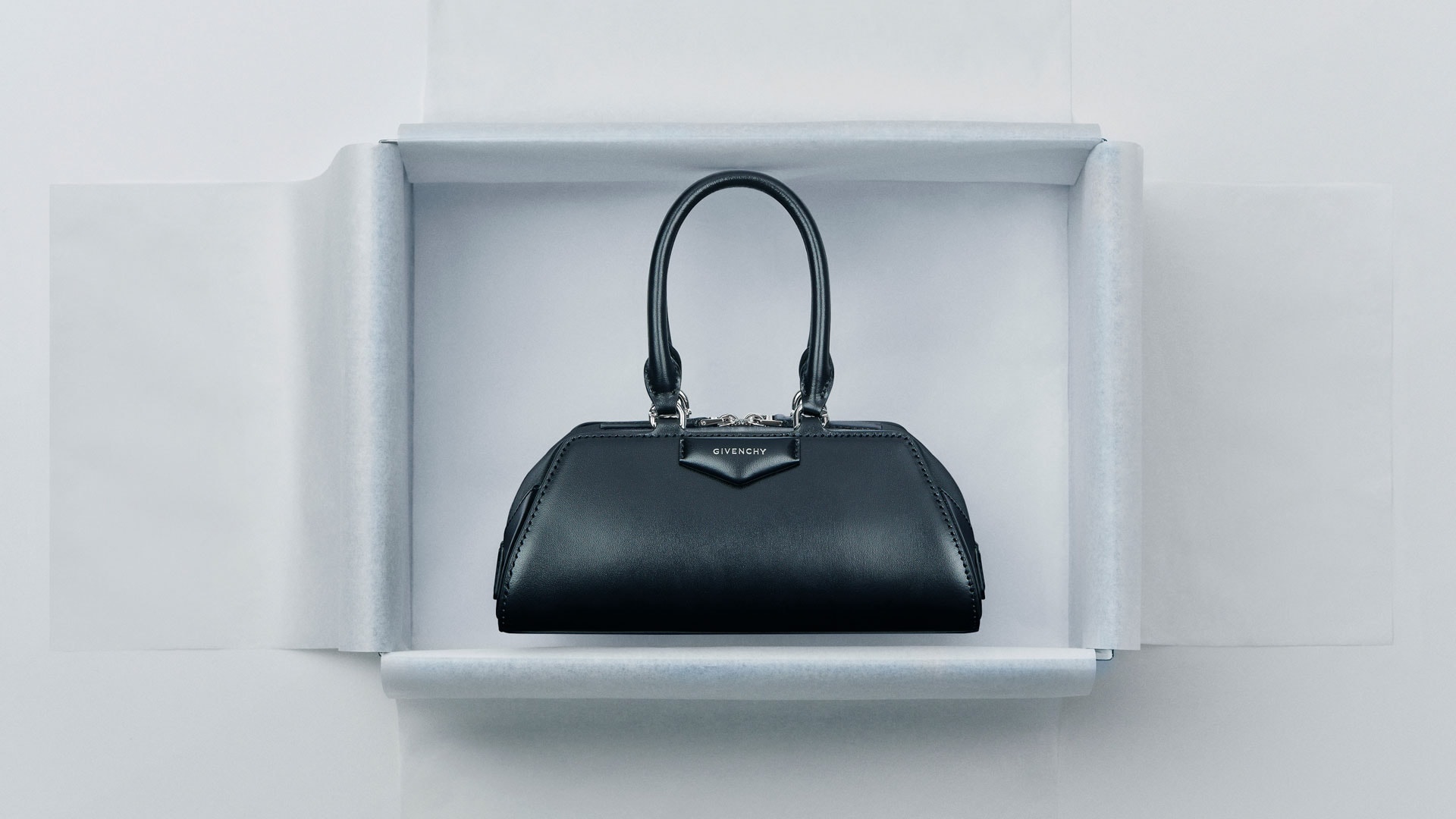 Small Antigona Cube East-West bag in Box leather