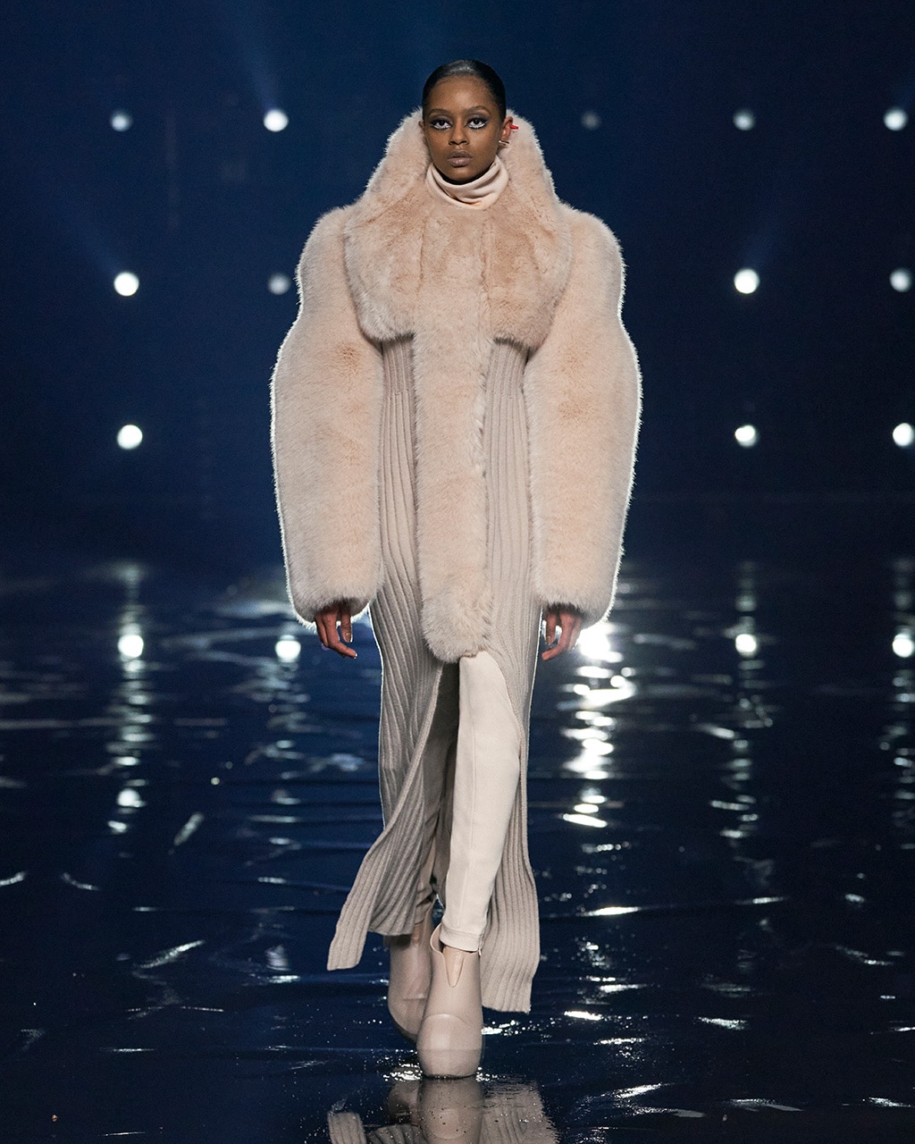 Fall Winter 2021 collection Look 44