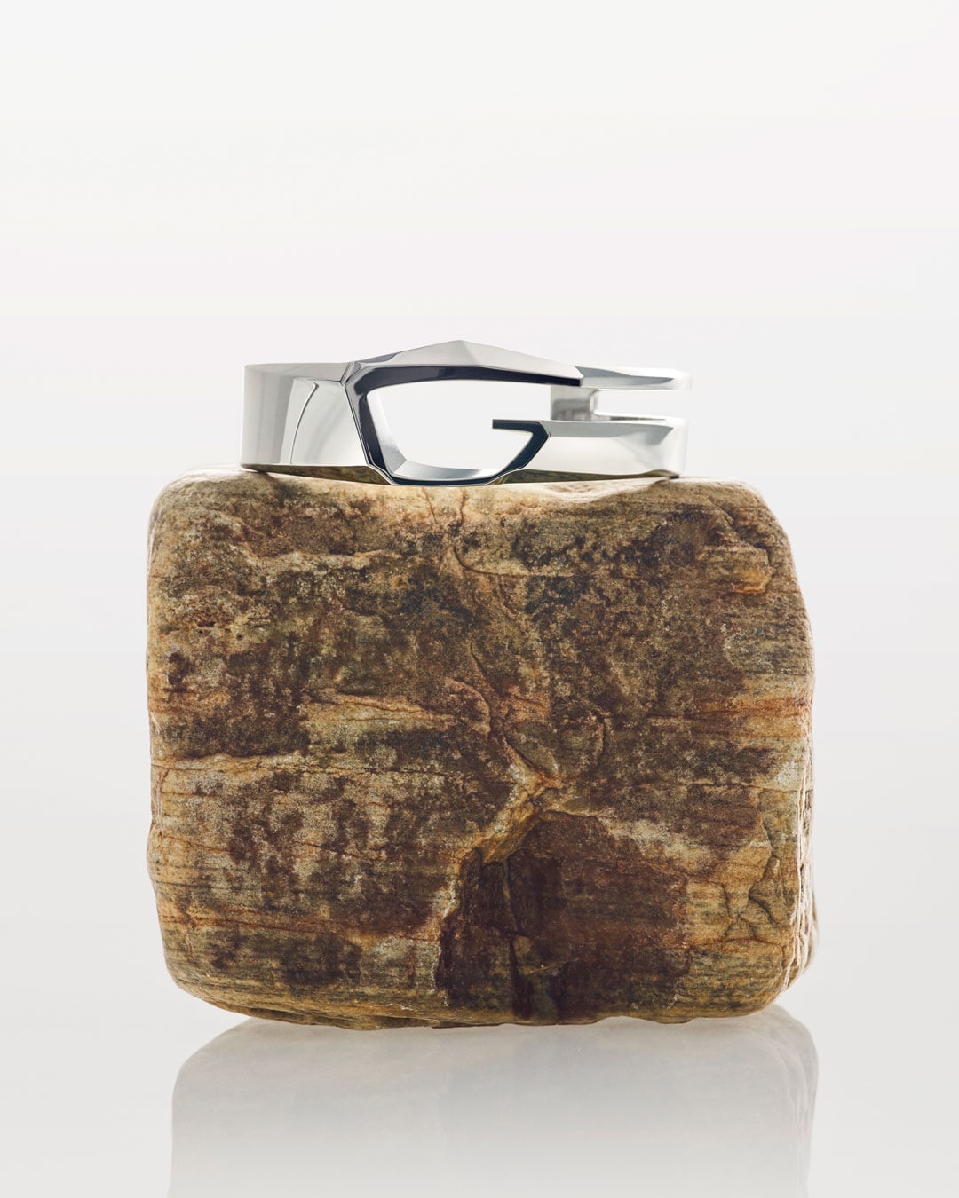 Giv Cut bracelet in metal
