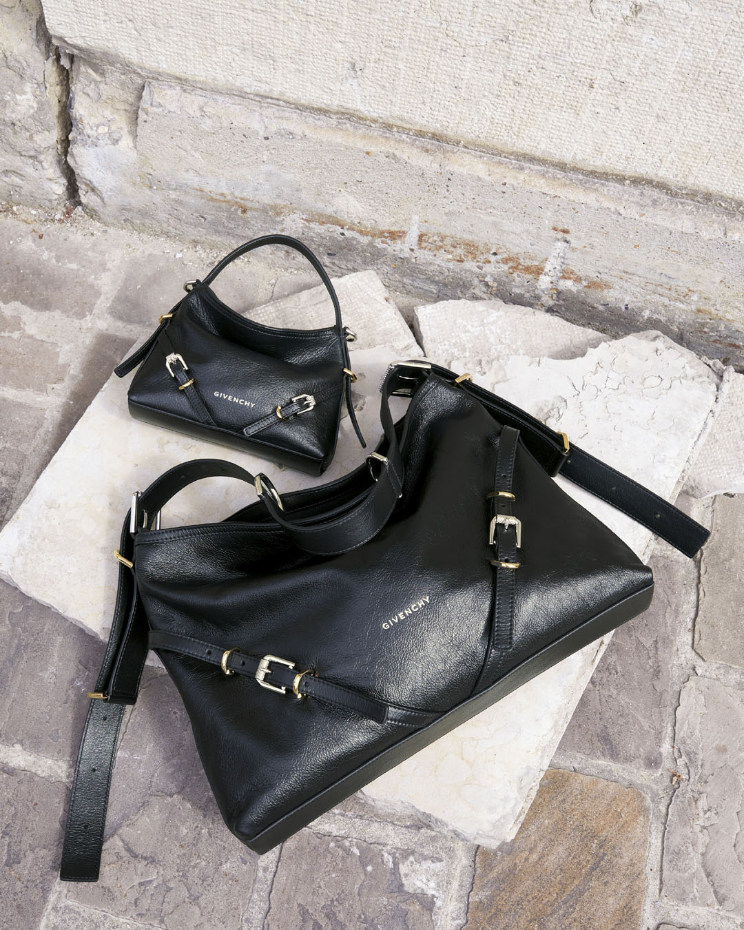 Medium Voyou bag in leather in - black | Givenchy NAL