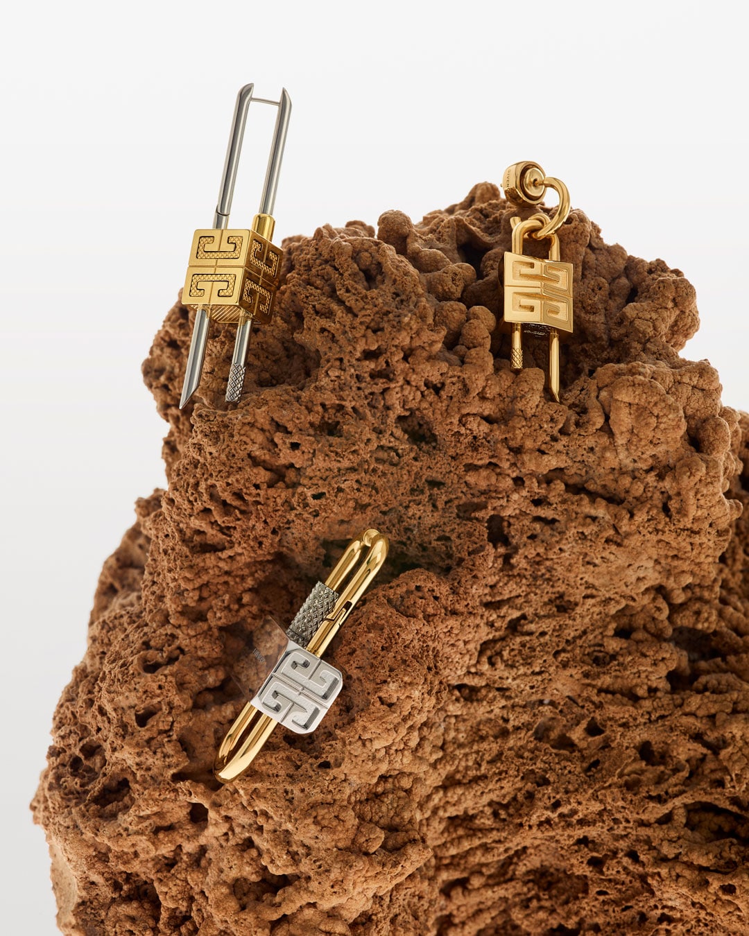 Lock asymmetrical earrings