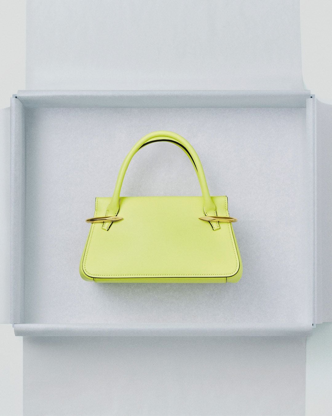 Medium Pinch bag in leather