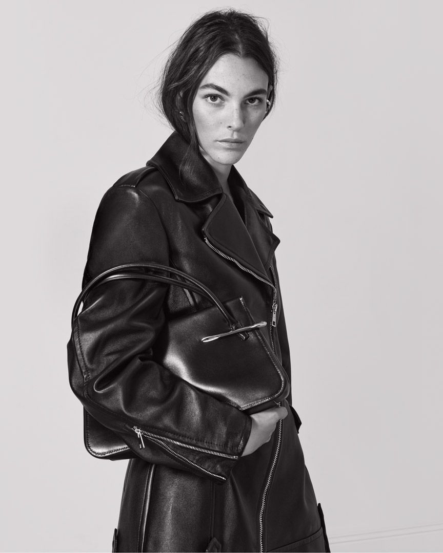 Large Pinch bag in leather